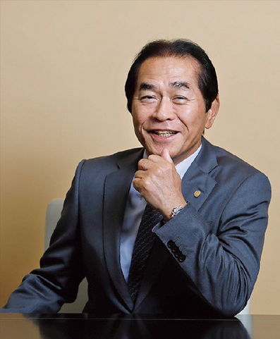 株式会社ロイヤルグリーン　代表取締役会長 桃園 忠